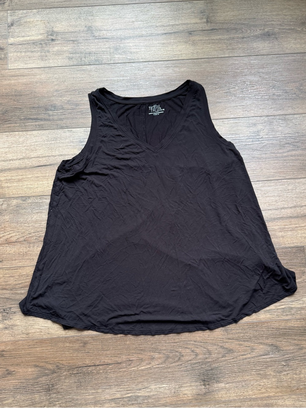 Time and Tru Black V-Neck Women’s Tank Top